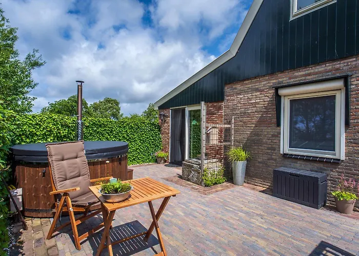 Gastsuite Het Duinroosje Met Hottub Op Het Prive Terras! Den Burg