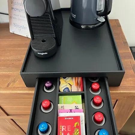 Gastsuite Het Duinroosje Met Hottub Op Het Prive Terras! Гостевой дом Ден-Бург